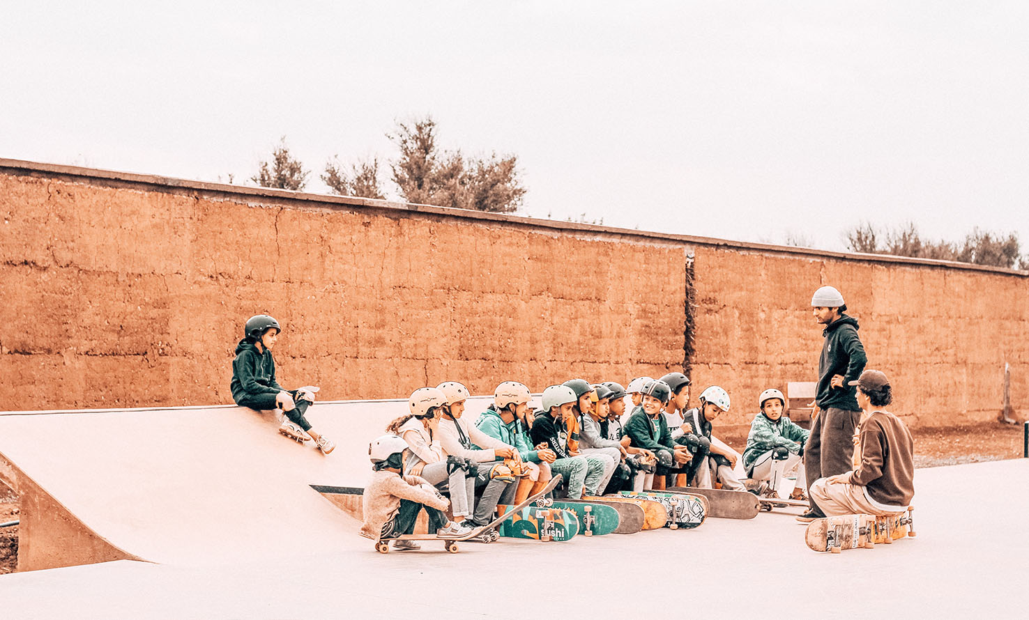 Cours d'Edu-Skate par Concrete Jungle Foundation au Fiers et Forts skatepark